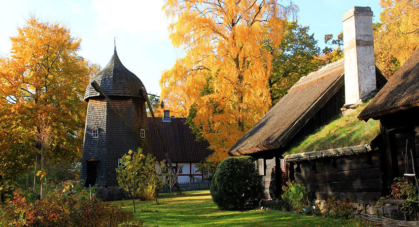 The Hallandsgården open-air museum on an autumn day