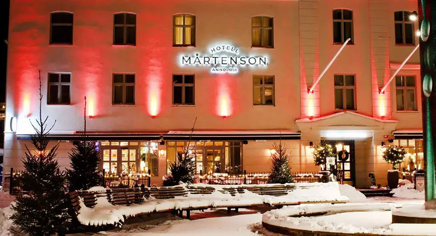 Hotell Mårtenson med snö framför